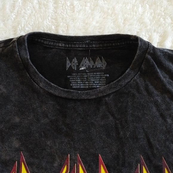 Bludgeon Riffola's Official Def🙉Leppard🐆Logo Tee - Picture 4 of 8